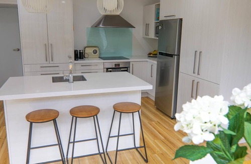 Stanmore Bay House | Manly Beach delight!