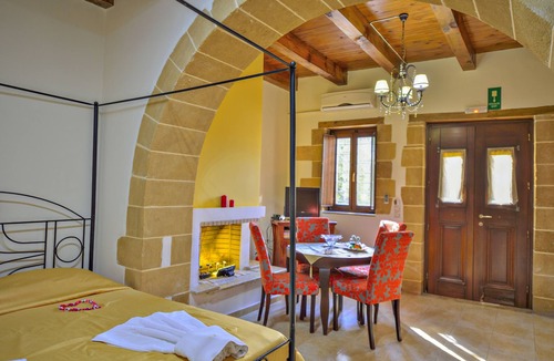 Voulgaro Hotel | Maria Villas