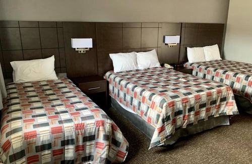 Collingwood Hotel | Milestone Motel