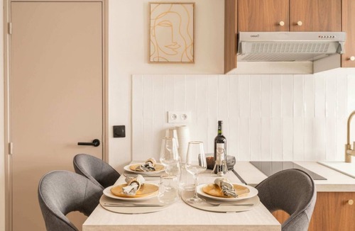 Plaisance Apartment | Montparnasse - Deluxe studio for 3