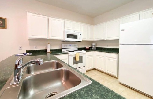 Village of Four Seasons Apartment | Pool | WiFi | Lake Front | Sleeps 6 | MM 13 (792DC)