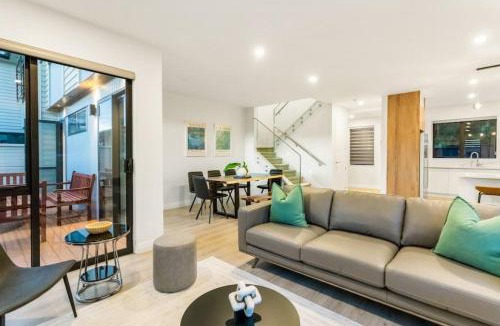 Sandringham House | Pristine Modern Central Home - Netflix - Heatpump