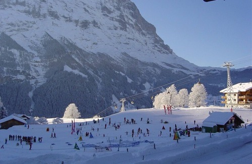 Grindelwald Ski Chalet | quiet location, directly at the ski school with view to the Eigernordwand