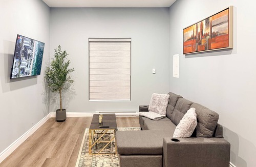 South London Apartment | Quiet, Soundproof Executive 1-BR Suite | Ideal for Medical & Extended Stays