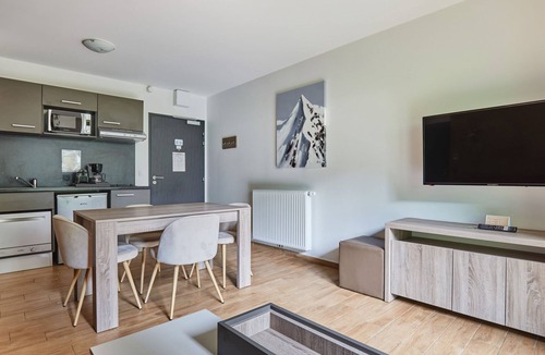 Les Tines Apartment | Résidence Odalys Collection Isatis by Interhome