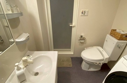 Kinshi Apartment | Recommended location for first time visitors to Tokyo/5 min. walk from station/Direct access to Asakusa, Shinjuku, Shibuya, Akihabara/24H supermarket 1 min.
