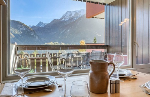 Saint-Nicolas-de-Veroce Apartment | Renovated studio near lifts with Wifi
