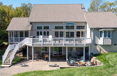 Bumpass House | Resort-like LAKEFRONT 5br/4ba home & boathouse in quiet cove. Fun 4 all ages!