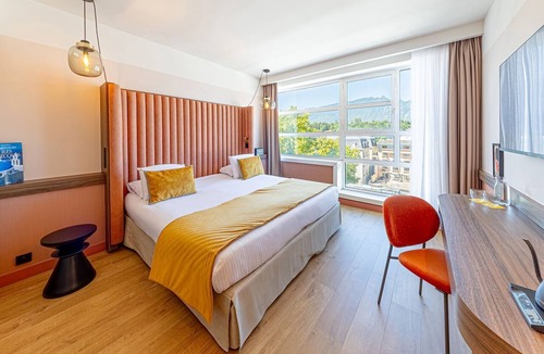 Aix-les-Bains City Center Hotel | Riviera – Hotel, Restaurant & Spa (formerly Golden Tulip Aix les Bains)