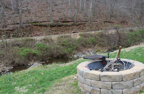 Stanardsville Cabin | Rural Cabin along Swift Run River, ten minutes from Shenandoah National Park.