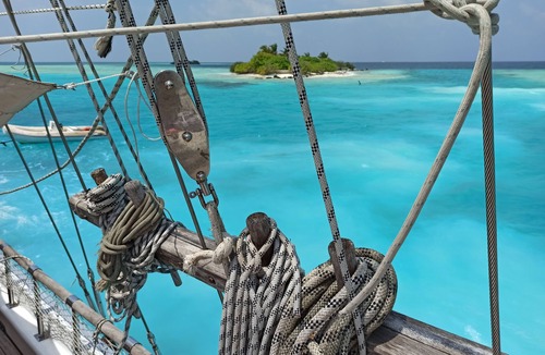 Hulhule Boat Rental | Sailboat with 3 masts in the Maldives for 12 people