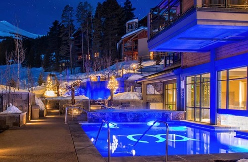 Peak 8 Resort | Ski In & Out at Grand Peak 8 Resort Christmas and New Years Holiday Weeks