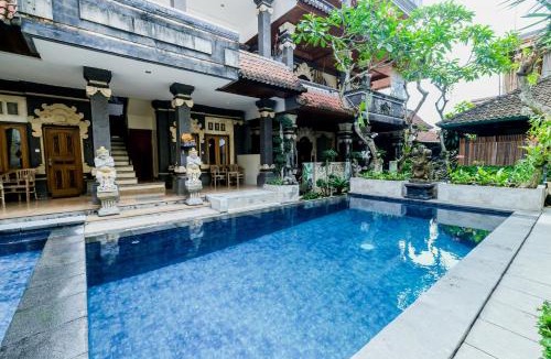 Ubud City-Centre Hotel | Soka Suarsena Monkey Forest