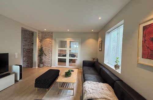 Skien Apartment | Spacious 3-bedroom apartment in enjoyable Telemark, Skien with WiFi, AC.