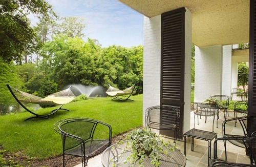 Williamsburg Hotel | Spacious Two-Queen Room w/Balcony | Peaceful Surroundings