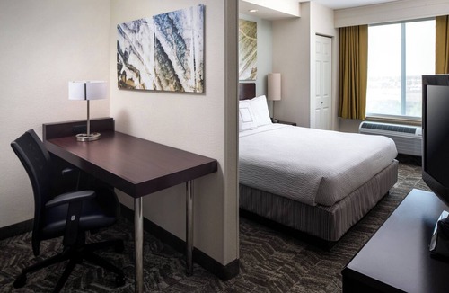 Bakersfield Hotel | SpringHill Suites by Marriott Bakersfield