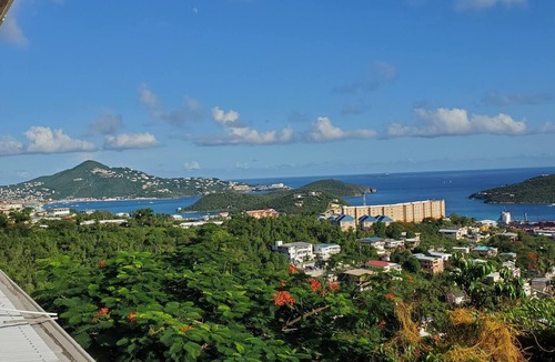 Altona Apartment | Standard Studio in St. Thomas Sunset Gardens