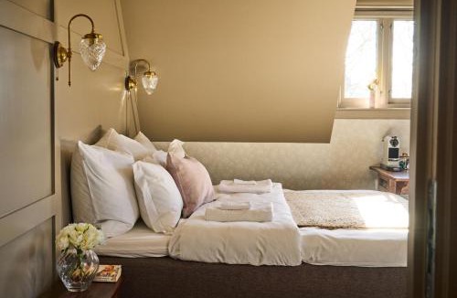 Selbjorn Hotel | Stangeland Gard
