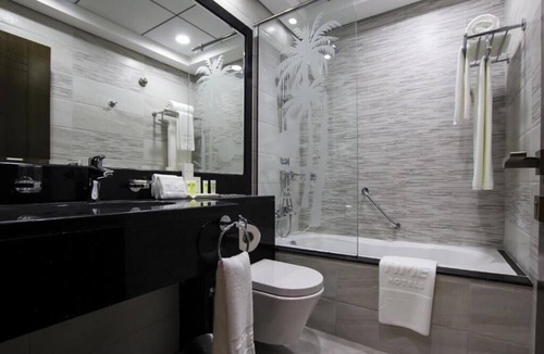 Dubai Hotel | Studio Apartment in Al Qusais With Free Breakfast