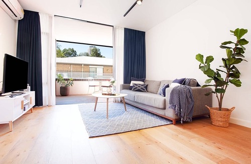 Ultimo Apartment | Stylish Studio with Balcony near Darling Square