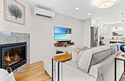 Hampton House | Sunset Views Balcony Marsh Views AC