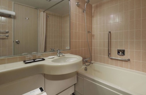 Takanawa Hotel | Superior Double hotel with AC, WiFi, fitness room in vibrant Minato City