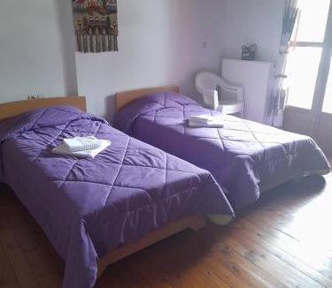Theriso House | Therisso Rooms