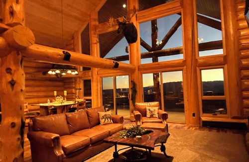 Canon City House | This breathtaking view and home is sitting w/a birds eye view of Pike's Peak.