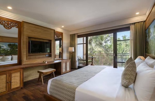 Melayang Hotel | Ubud Forest Hideaway Near Monkey Forest with Outdoor Pool, Yoga & Dining
