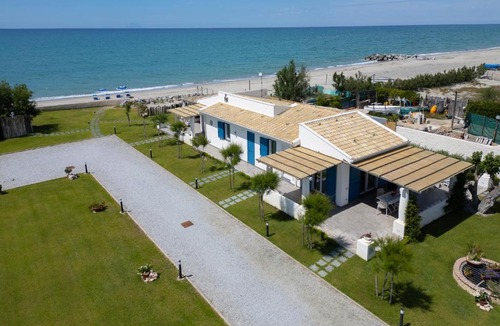 Province of Messina Apartment | VILLA EOLIA Sicily beachfront apartments