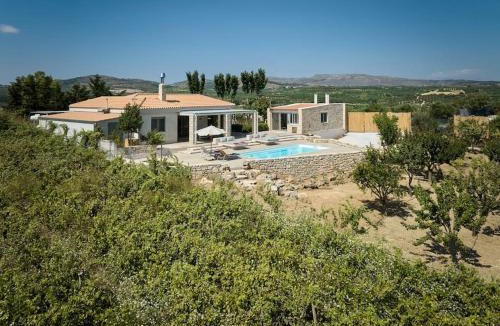 Minoa Pediada Villa | Villa Kanaki Private Pool Villa for Familes and Groups