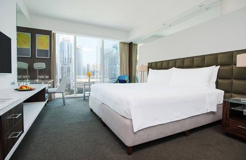 Jumeirah Lake Towers Hotel | voco Bonnington | Standard Room | JLT Base, Dubai Marina Minutes | 2 Units