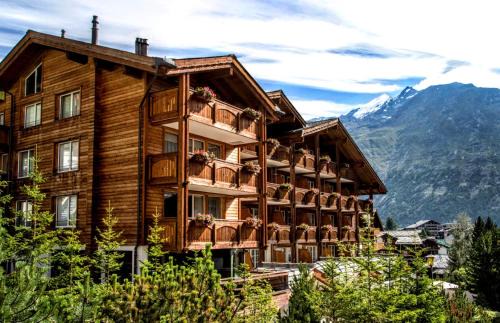 Saas-Fee Hotel | Wellnesshotel Schweizerhof