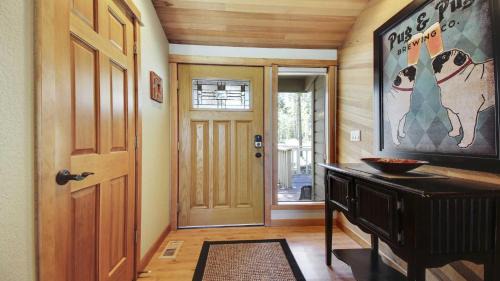 Deer Park House | Witchhazel 1