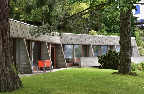Montreux Villa | Wonderful private villa for 7 people with WIFI, terrace and pets allowed