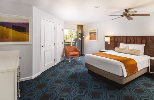 Uptown Design District Resort | World class sun, spas, and relaxation!