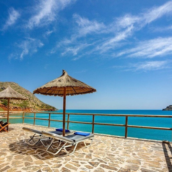 OLONDI: Spacy 1 Studio Plaka Beach Cottage