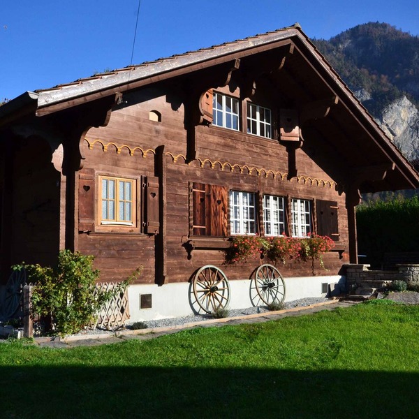 Traditional Chalet with views of the Eiger, Monch & Jungfrau!
