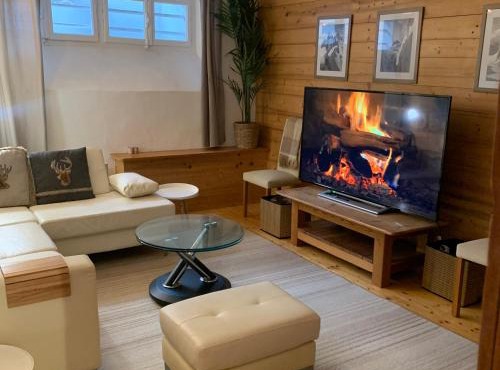 2-Bedroom Chamonix Apartment - Mont Blanc Views, Near Flagere Ski Lift