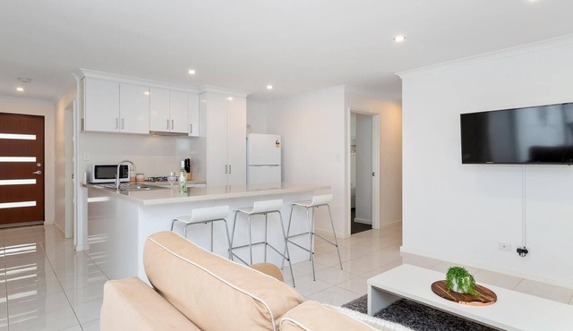 3-Bedroom, 2-Bathroom Family Home in Lake Coogee