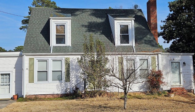 3-bedroom house in lovely Lumberton with fitness room, WiFi, AC