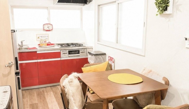 3 minutes from Roppongi-itchome station! A house, 2 stories, private! Conveniently located near convenience stores [8 minutes from Roppongi Station on the Hibiya Line].