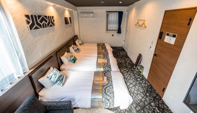 301 Hotel within walking distance of Asakusa/Ueno/Akihabara for downtown sightseeing/Skytree