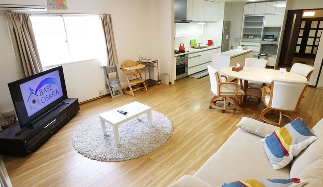 3A Spacious room with Built-in Kitchen