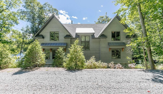 3bdrm 3 bath lakehouse in Dwight. Faces south! All day sun! Unlimited Wifi!