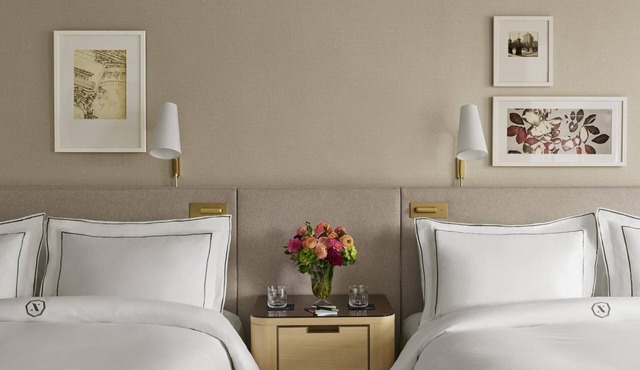4 Park View 2 Queen Beds at The Newbury Boston!