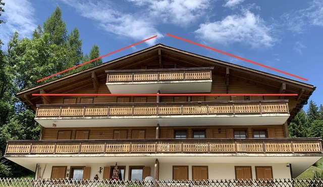 90m2 penthouse apartment with games room, gym and sauna