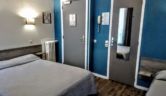 Acacia Hotel