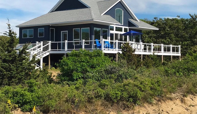 Across Street From Private Beach; Bright & Airy; Renovated Bathrooms & Kitchen