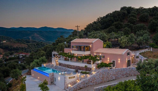 Alexandras's Mansion